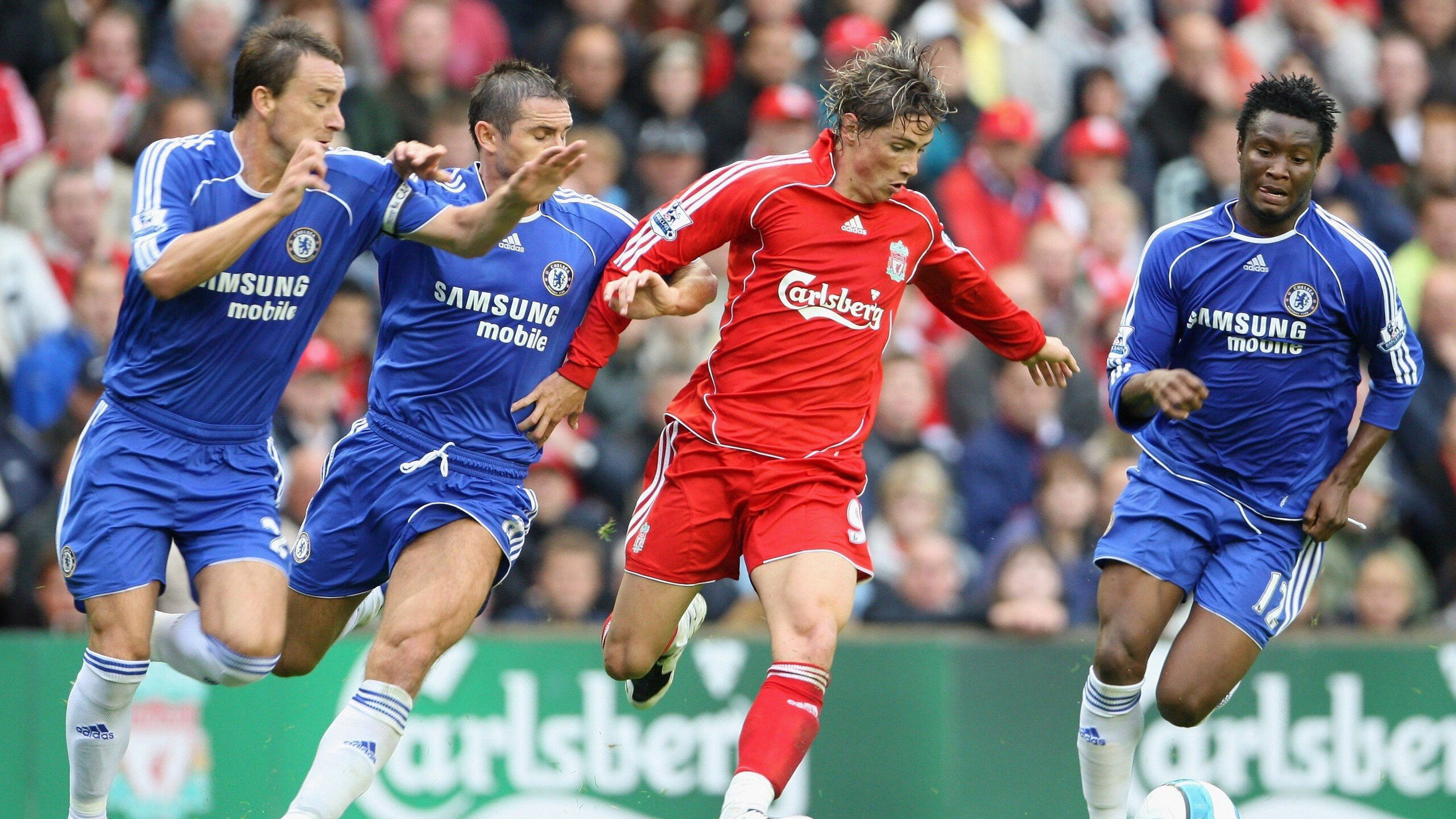 “足球赛事直播门店正式启用，现场氛围浓厚”，足球直播哪家好